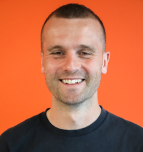 Alex Hanson-Smith, inploi