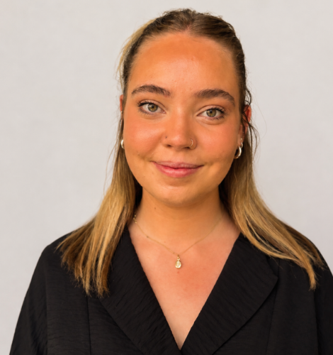 Ophelia Wye, Student